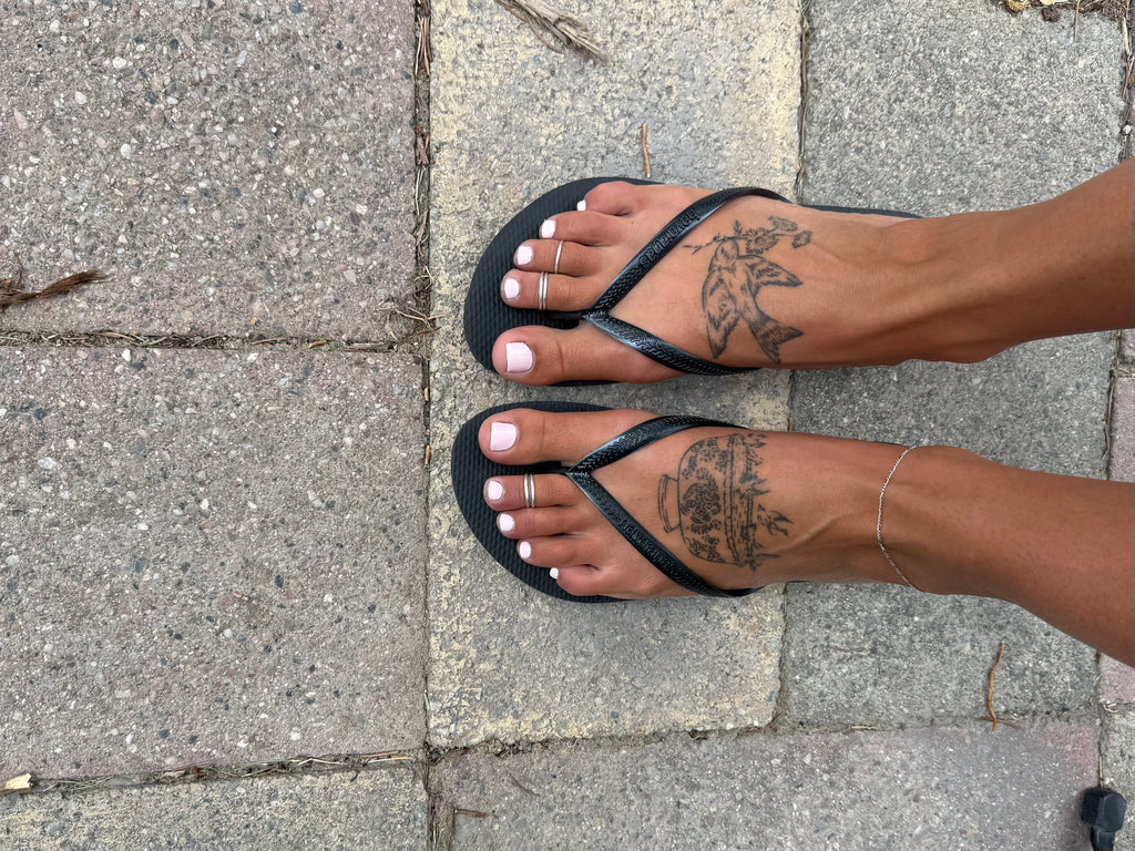 Sunlit Step Toe Ring