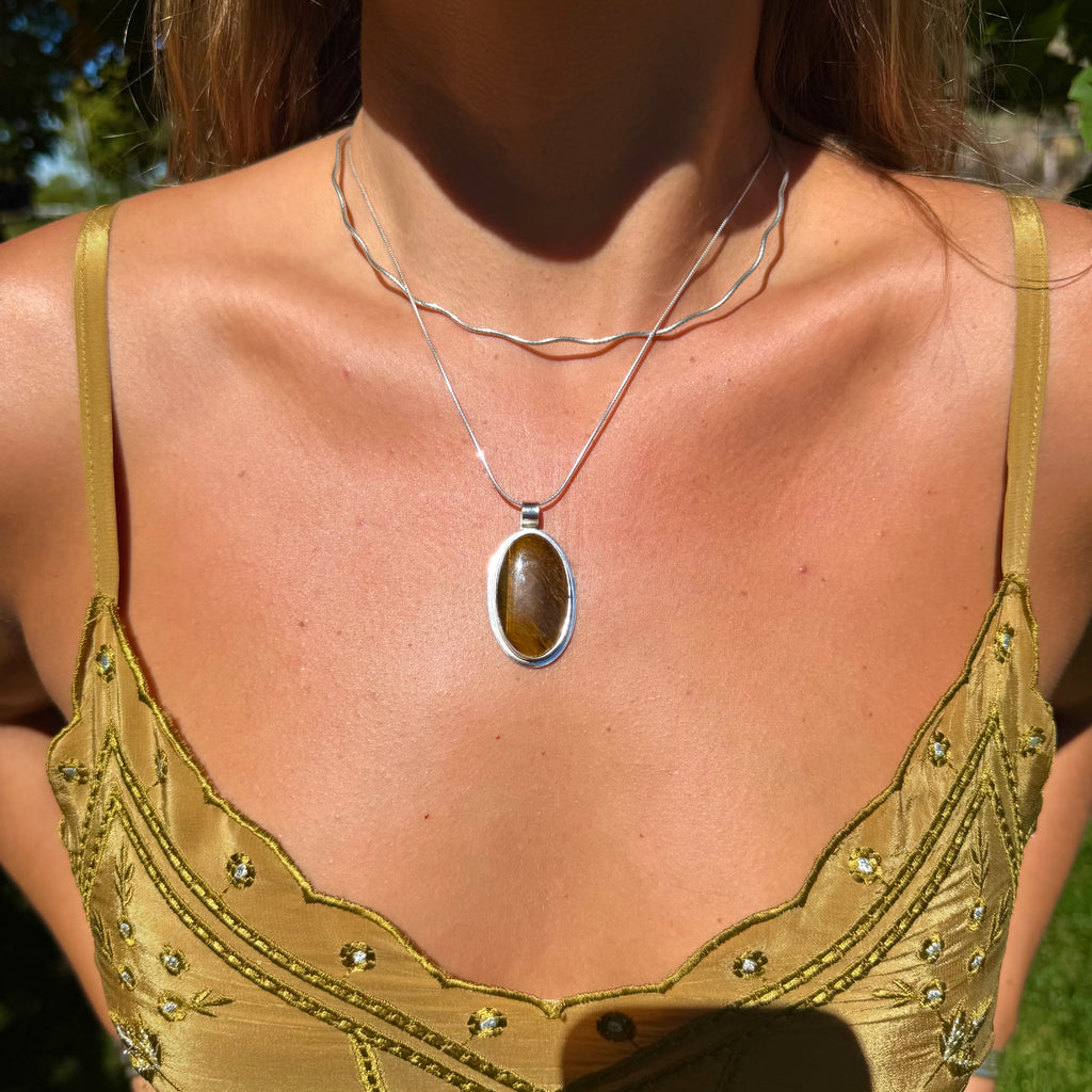 Maple Brown Pendant