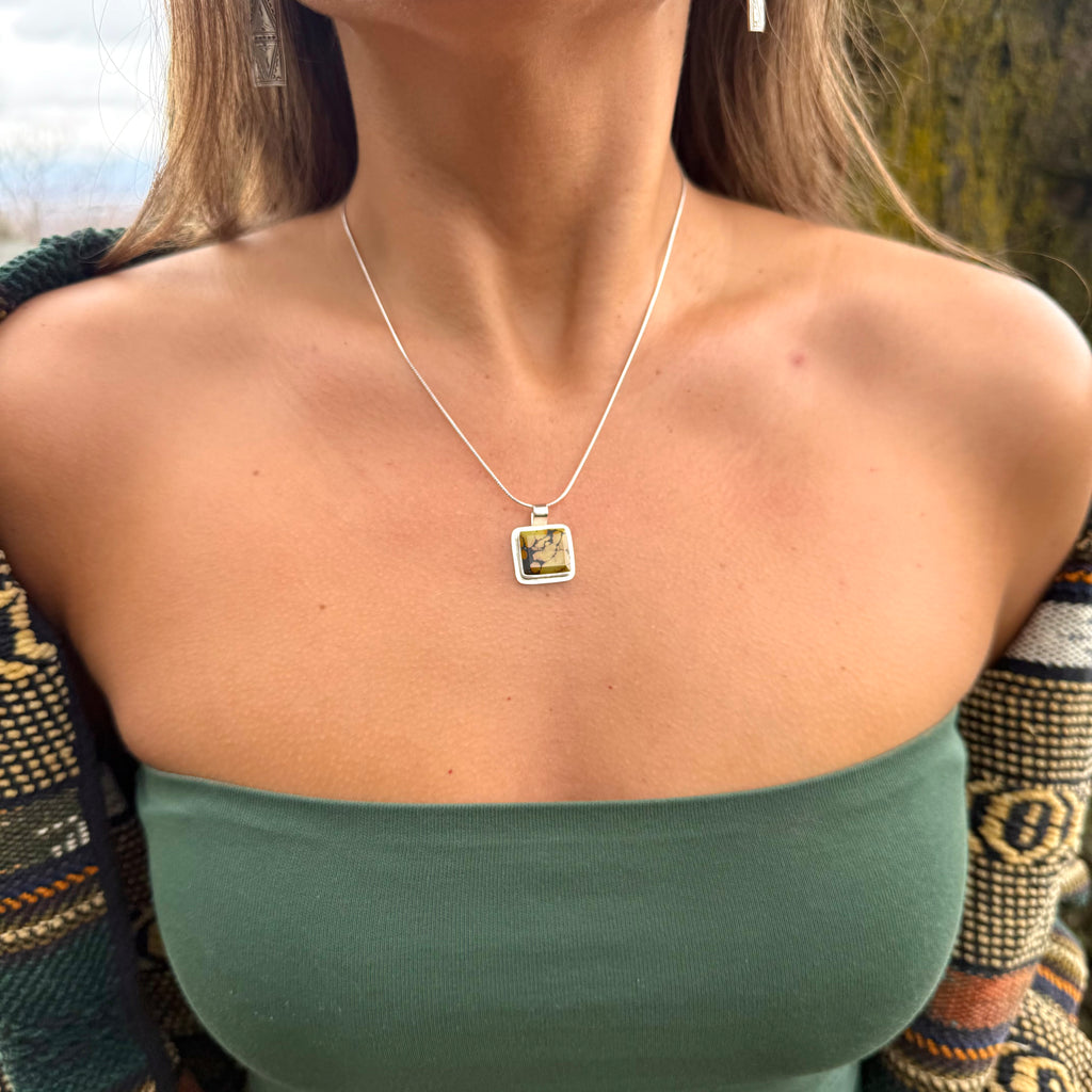 Columbine Pendant