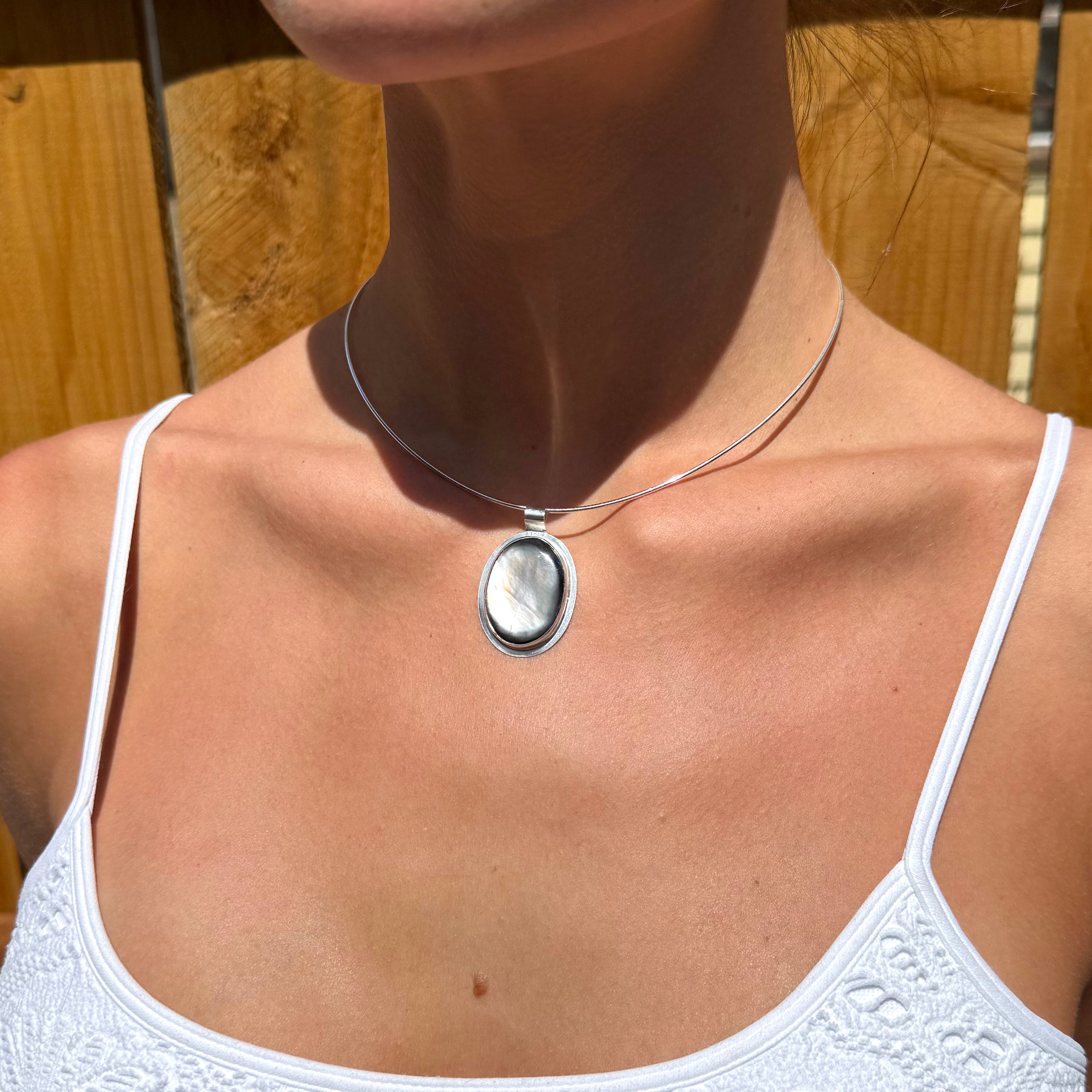 Wishbone Shell Soft Shell Pendant – Wishbone Studio.co