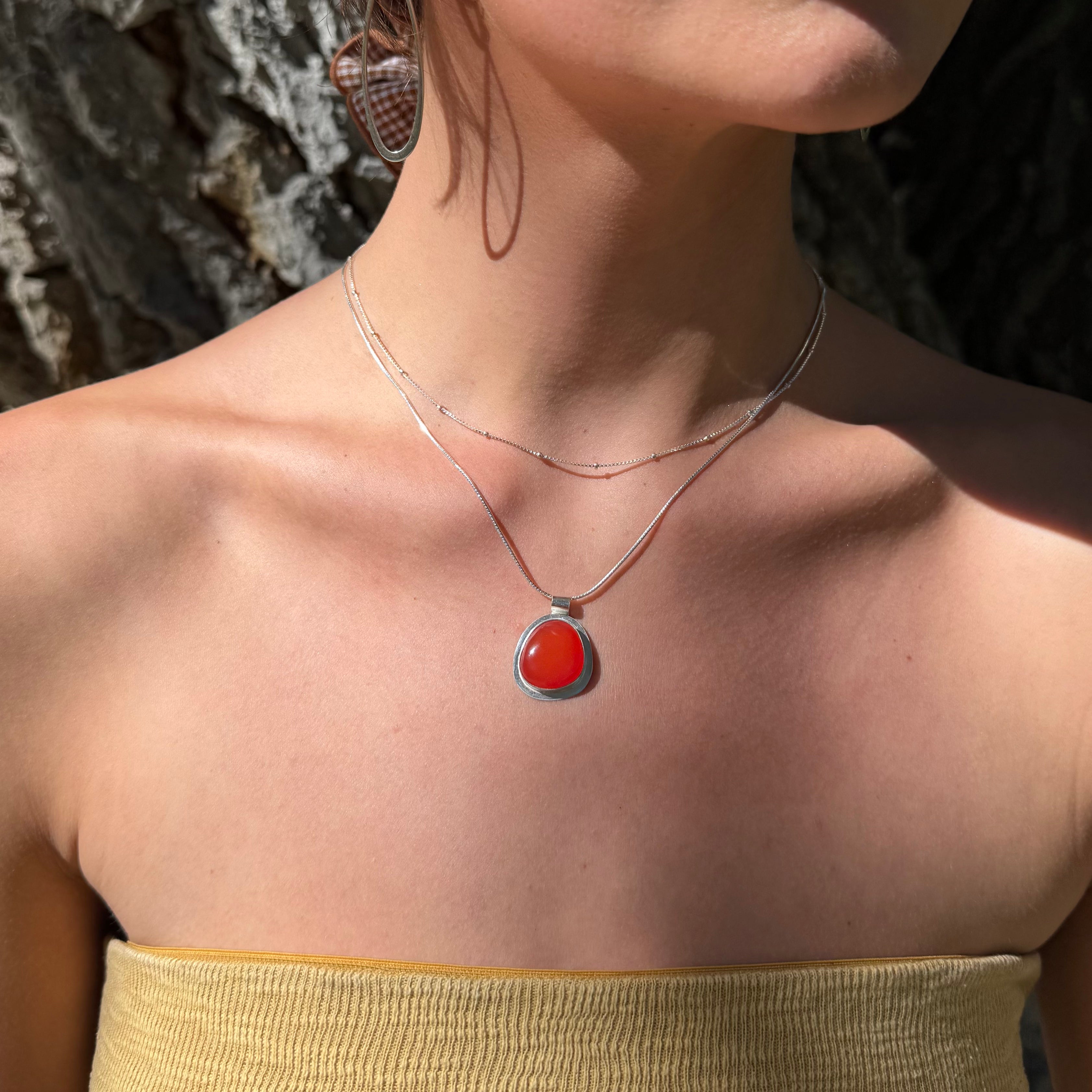 The applevtree pendant